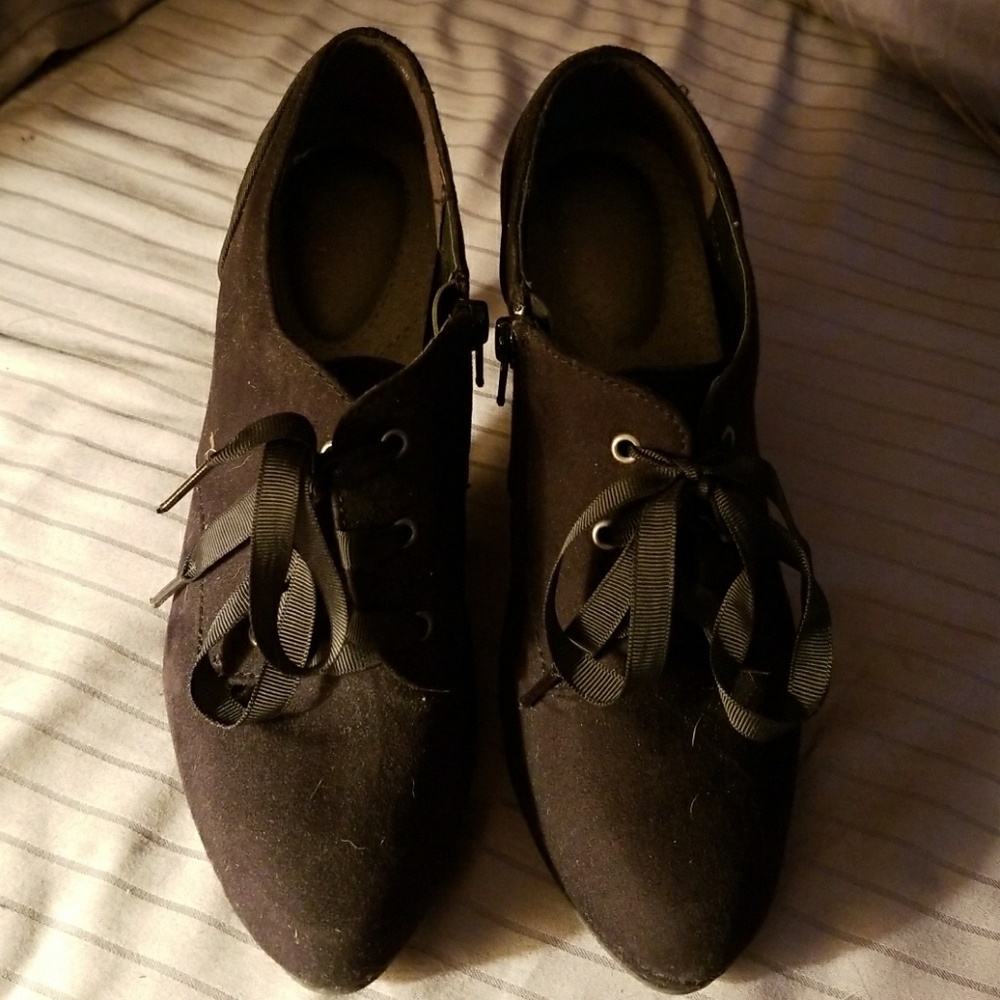 Ankle boot heel